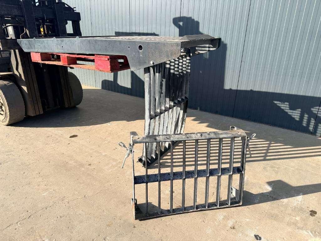 Caterpillar 313E / M315F / 320F / 323E / 325F / 329E / 330F / Photo 9