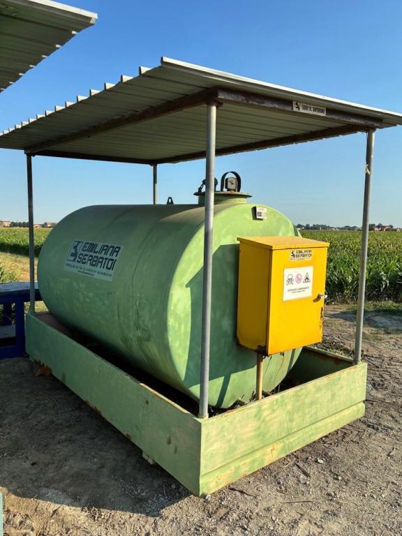 Emiliana Serbatoi Diesel fuel tank Photo 2