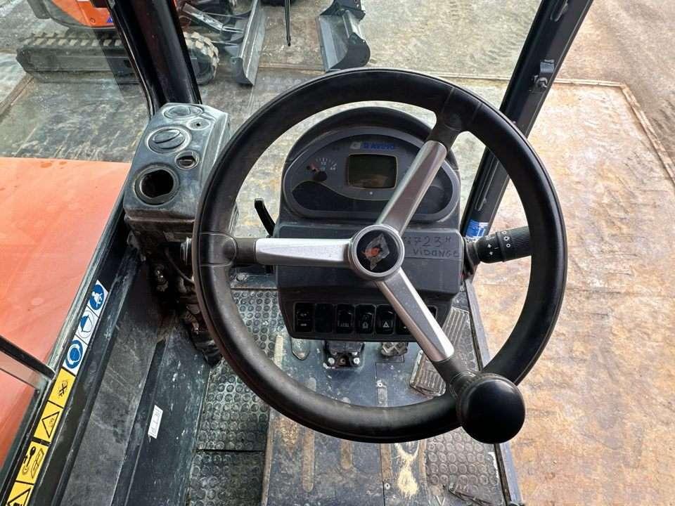 Amog D12 4x4x4 Photo 10