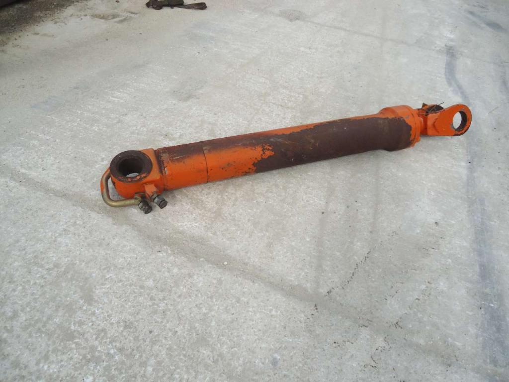 Lifting piston for Fiat Kobelco W190 Photo 4
