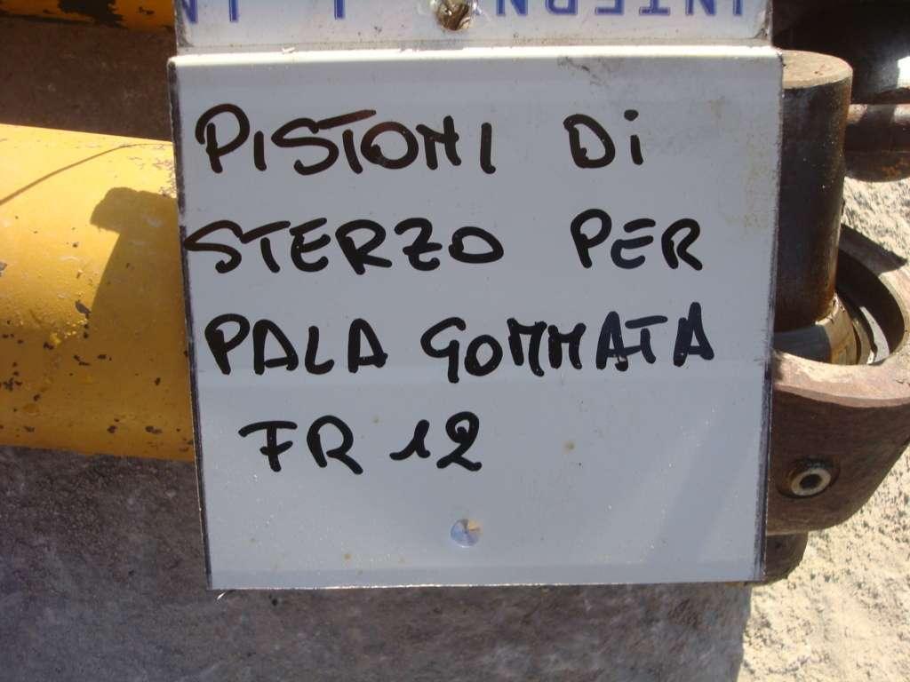 Steering piston for FR12 Photo 3
