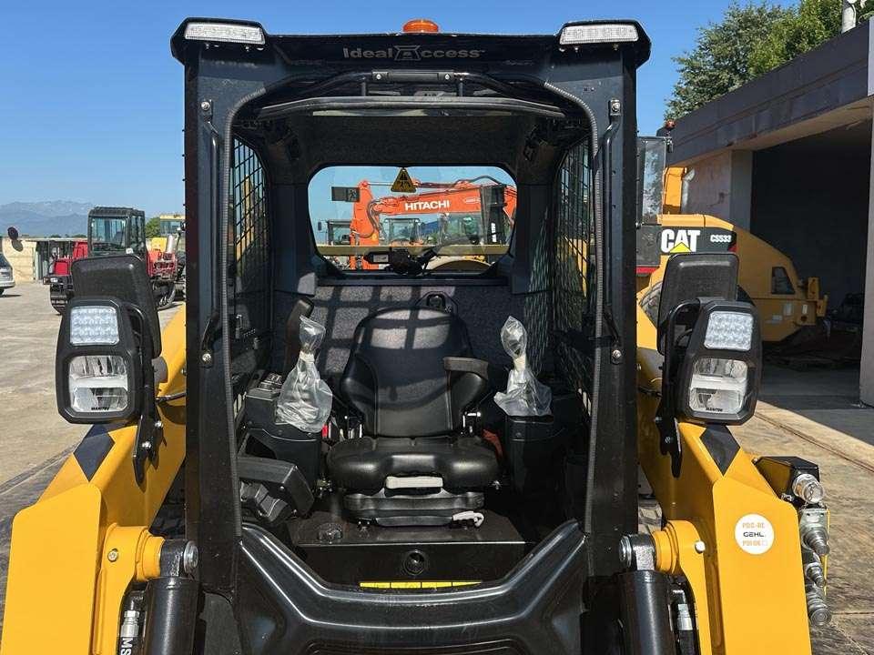 Gehl VT275 Photo 10