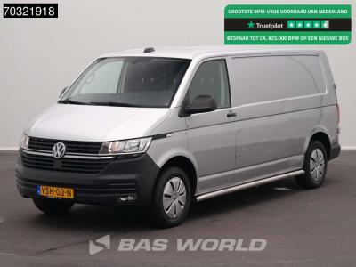 Volkswagen Transporter 110pk L2H1 Trekhaak Navi Airco Cruise Parkeersensoren Euro6 L2 Airco Trekhaak Cruise co sold by BAS World B.V.