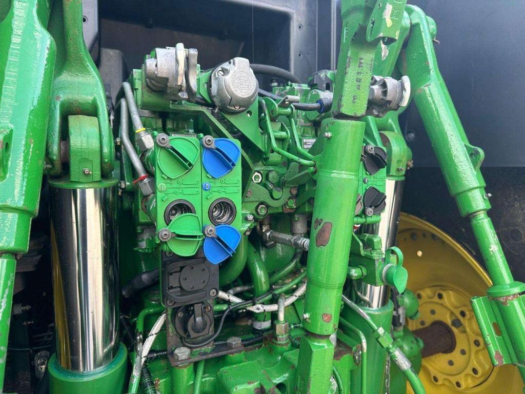 John Deere 6210R Included starFire 3000 Photo 15