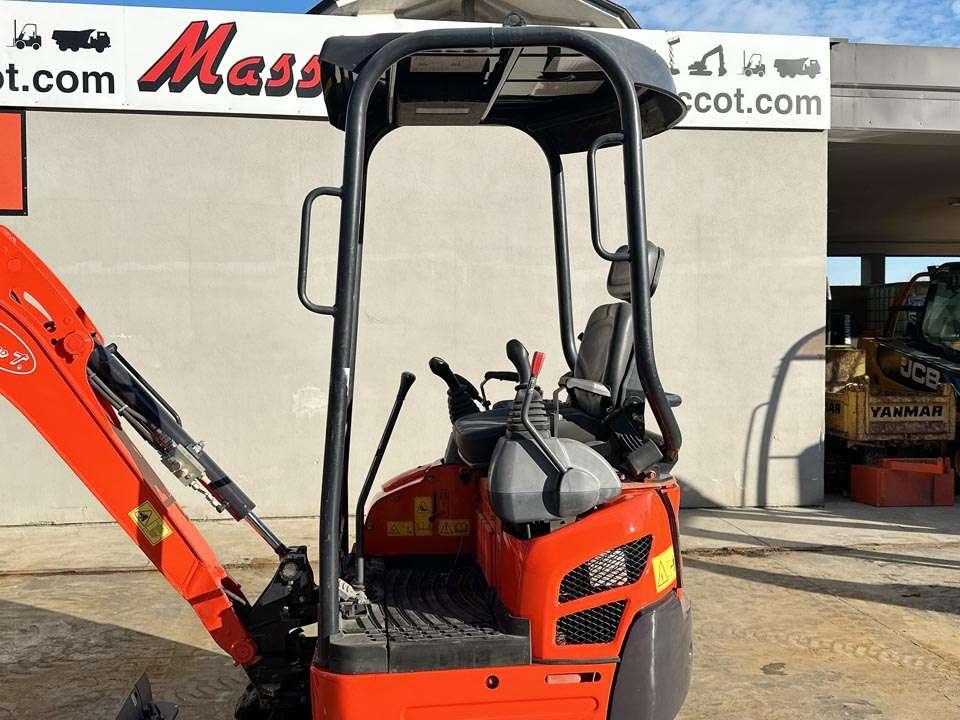 Kubota U17-3A Photo 10