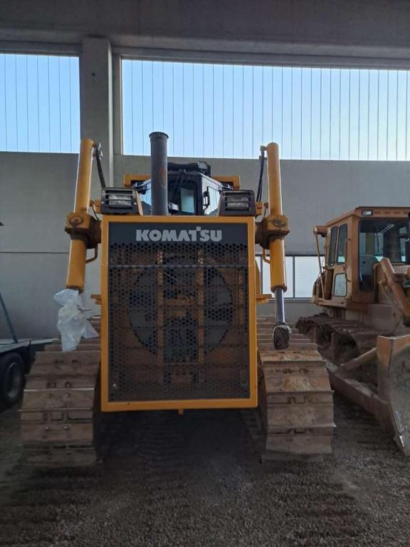 Komatsu D85EX Photo 3