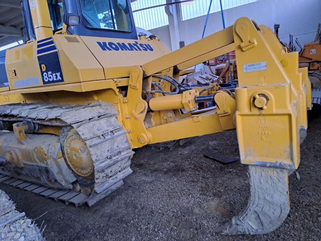 Komatsu D85EX Photo 4