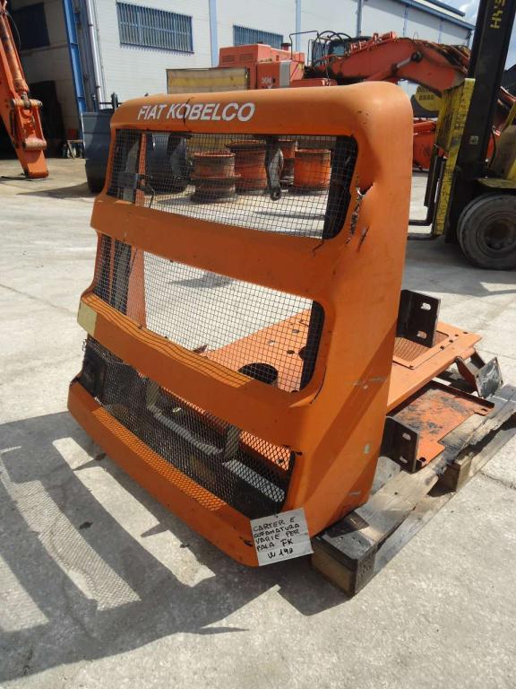 Hood and body panel for Fiat Kobelco W190 Photo 4