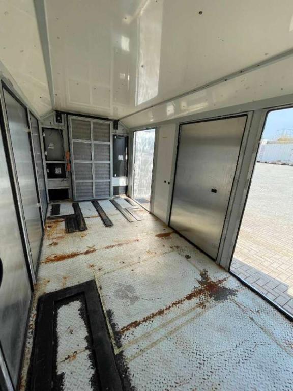 Pramac GSW1015B - 1016kVA Used Generator - DPX-12660 Photo 20
