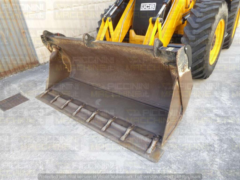 JCB 4CX PRO Photo 14