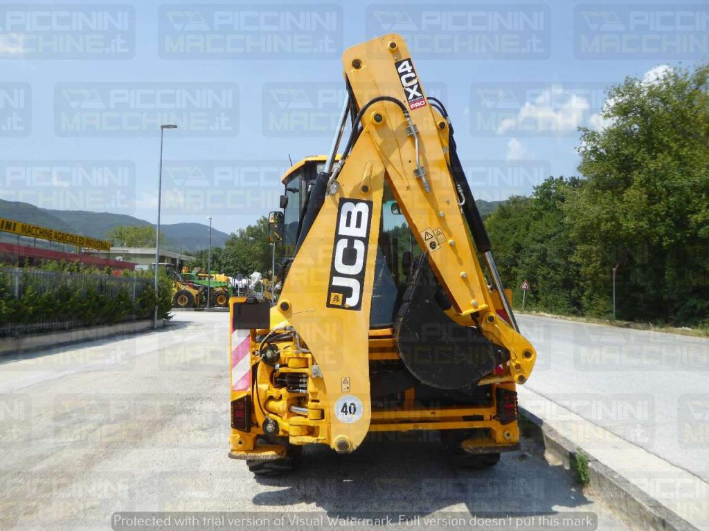 JCB 4CX PRO Photo 4
