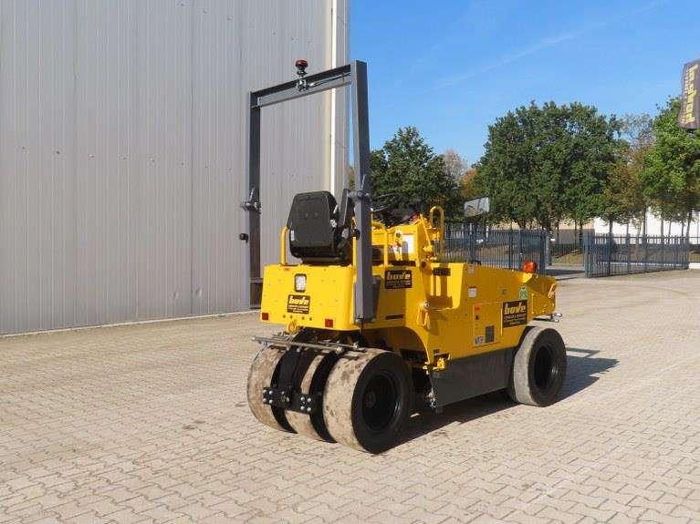 Sakai TS160-4 Photo 2