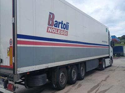 Schmitz FRIGORIFERO sold by Bartoli Rimorchi S.p.a.