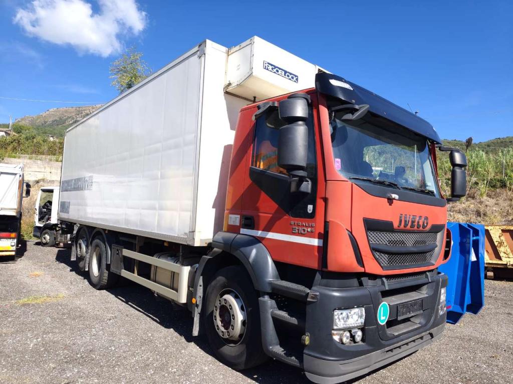 Iveco STRALIS HI-STREET 260S31 Photo 19