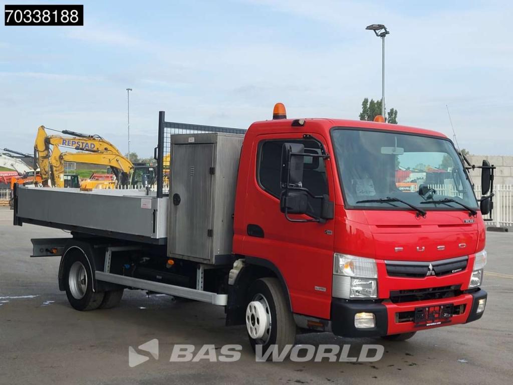 Mitsubishi 7C18 4X2 Photo 10