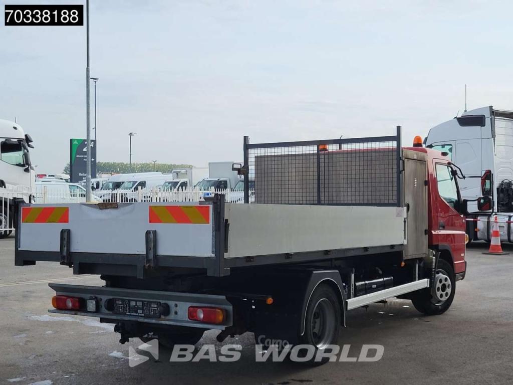 Mitsubishi 7C18 4X2 Photo 11