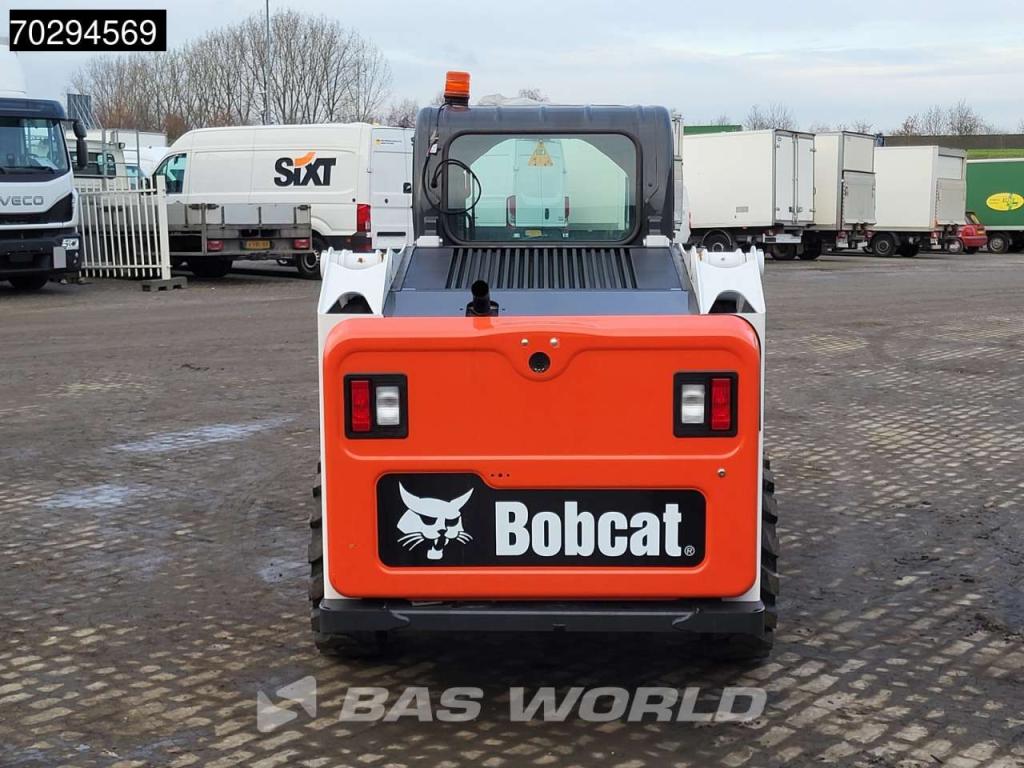 Bobcat S510 A/C - Cabin Photo 9
