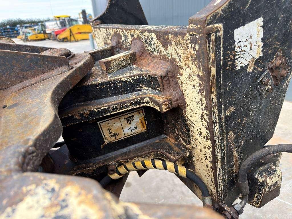 Caterpillar CW40 Photo 25
