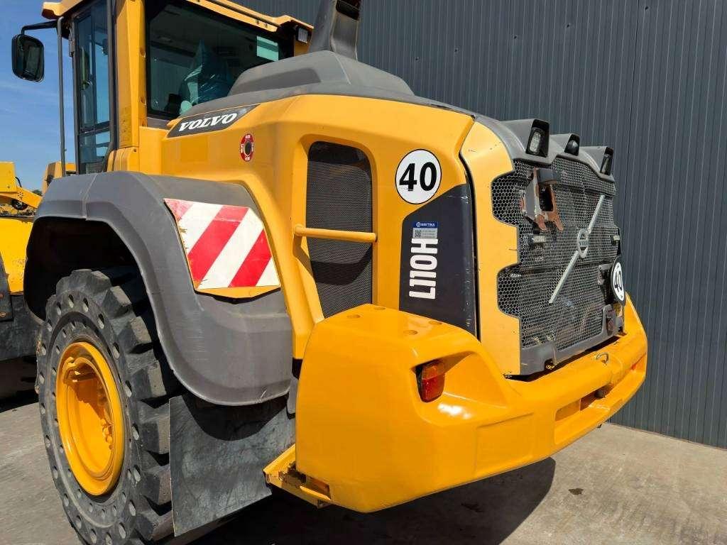 Volvo L110H Photo 11