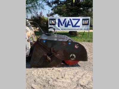 Uemme Bucket sweeper Photo 1