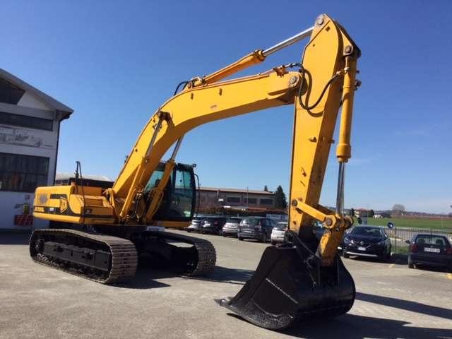 JCB JS 330 NL Photo 2