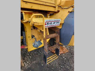 Volvo steps VOE11174000 for Volvo L60E, L70E, L90E, L110E, L120E sold by Balavto