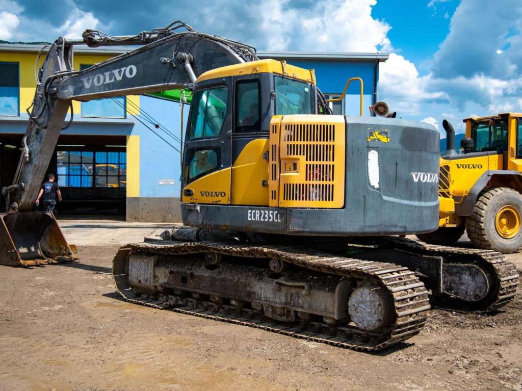 Volvo ECR235CL Photo 2