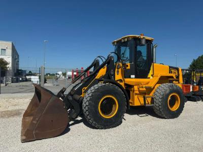 JCB 426 sold by MEK Srl