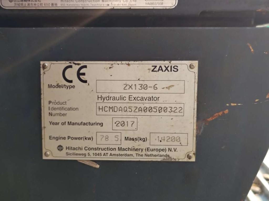 Hitachi ZX 130-6 Photo 27