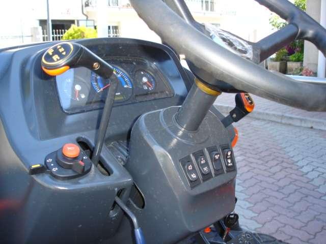 Kioti DK 5510 DT TURBO CON INVERSORE IDRAULICO Photo 12