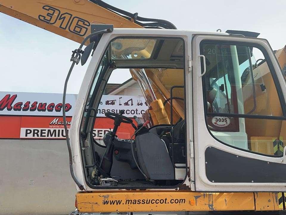 Liebherr A316 Photo 14