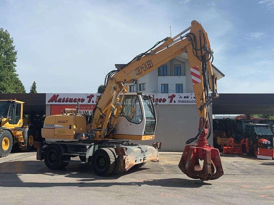 Liebherr A316 Photo 20