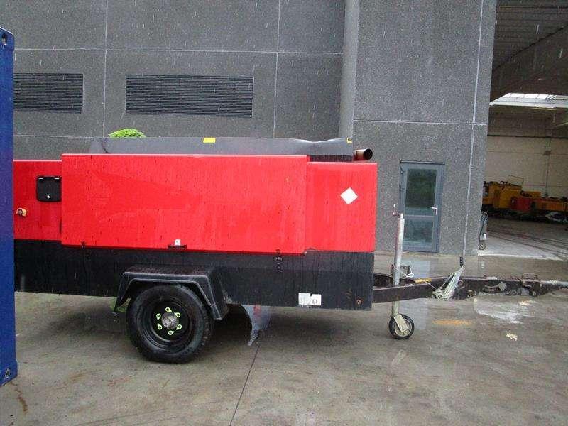 Atlas Copco XAHS 236 MD Photo 5