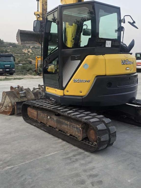 Yanmar vio80 Photo 10