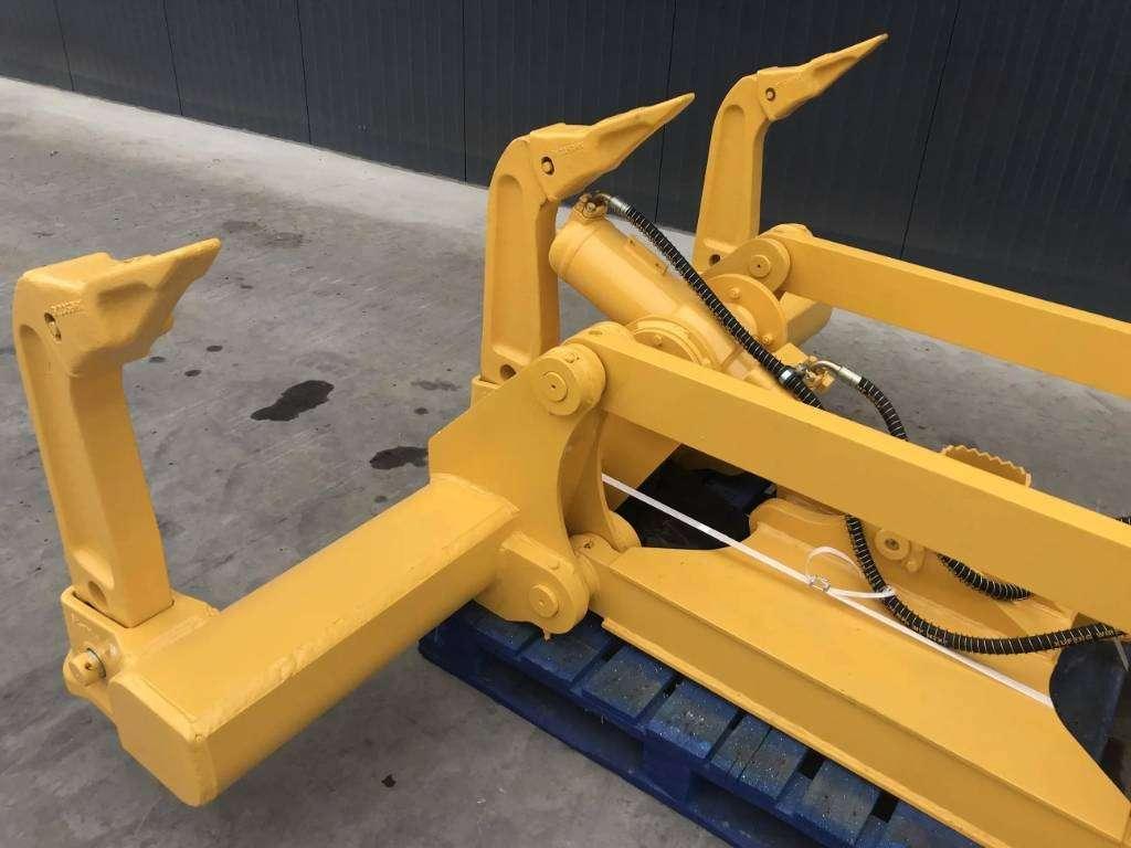 Komatsu D65 Photo 6
