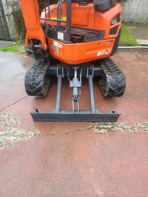 Kubota U17-3a Photo 4
