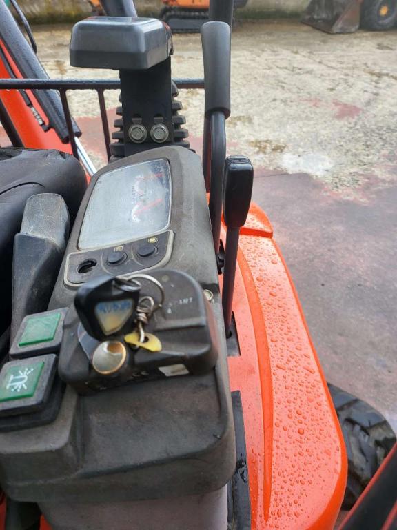 Kubota U17-3a Photo 6