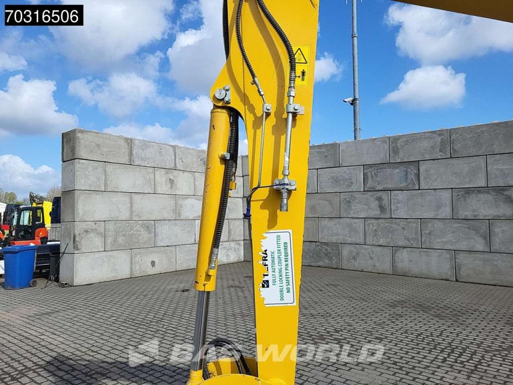 Komatsu PC55 MR-5EO Photo 10