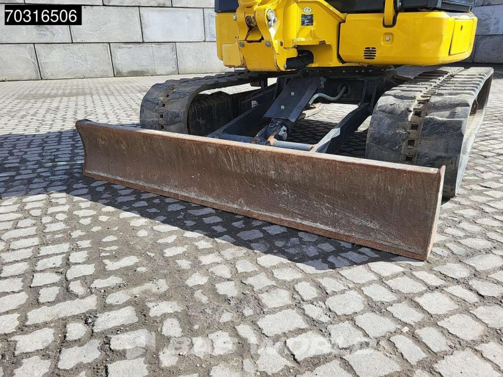 Komatsu PC55 MR-5EO Photo 22