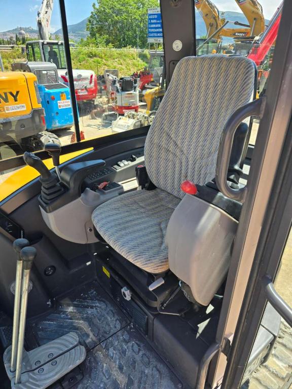 Volvo EC35D Photo 6
