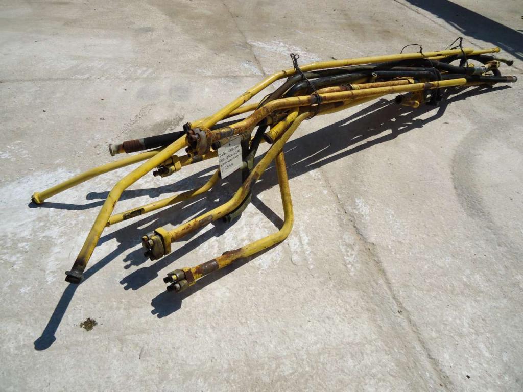 Hydraulic hose for New Holland E385B Photo 4