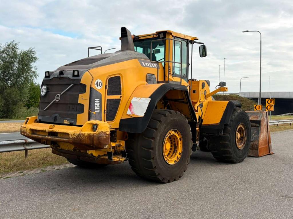 Volvo L150H Photo 5