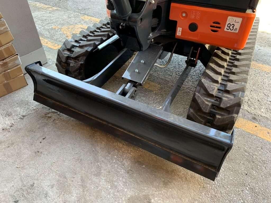 Hitachi ZX26U-6 CR Photo 16