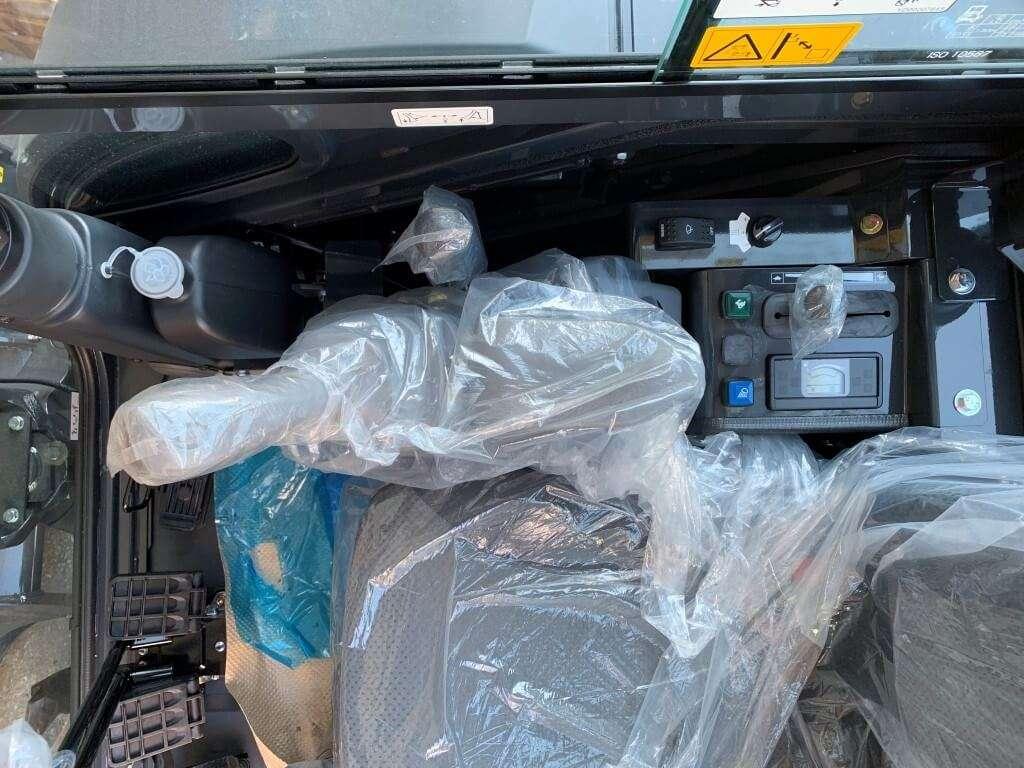 Hitachi ZX26U-6 CR Photo 8