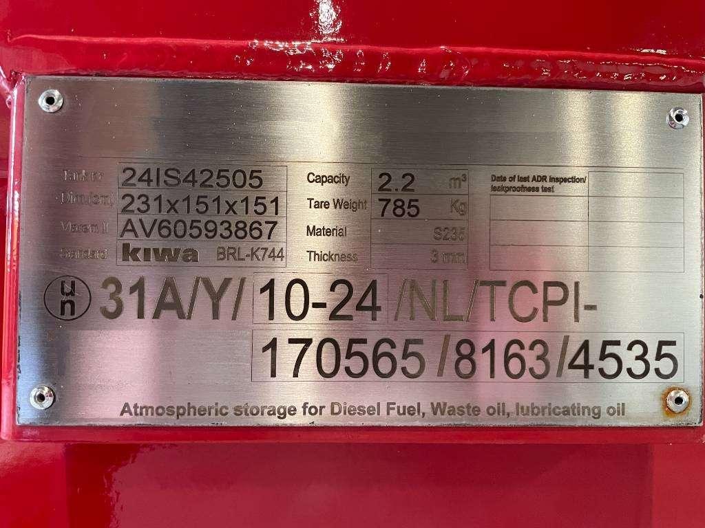 New Diesel Fuel Tank 2.200 Liter - DPX-31023 Tank Photo 6