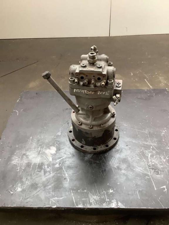 Swing motor for Hitachi ZX 135-5 Photo 1