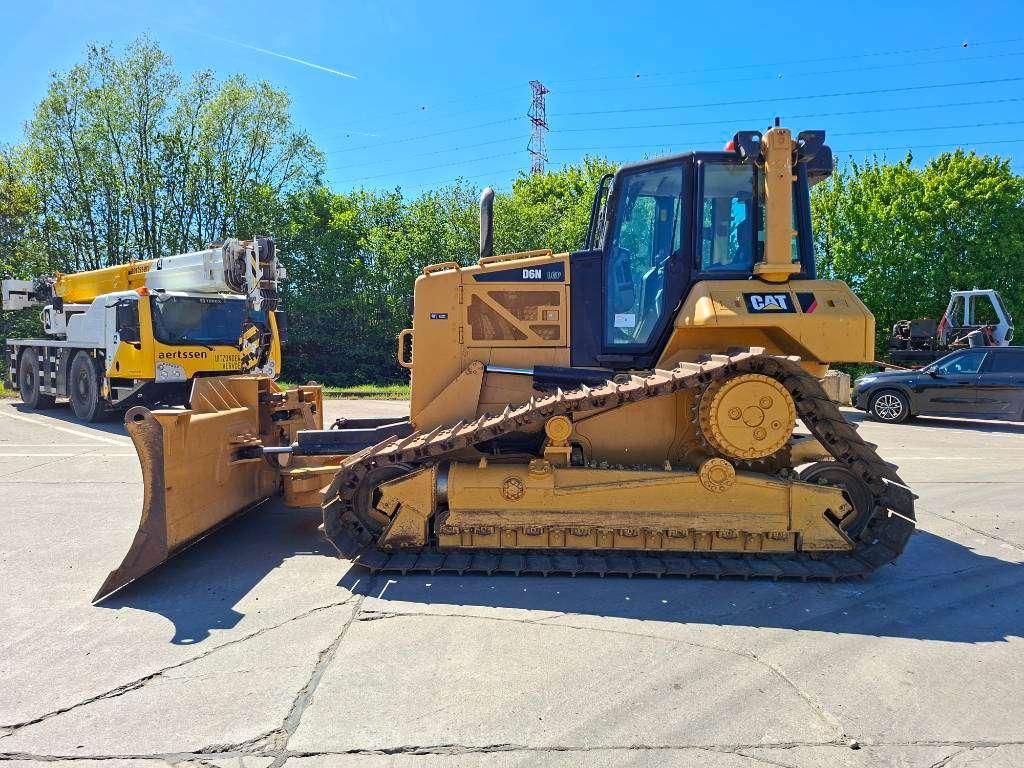 Caterpillar D 6 N LGP Photo 1
