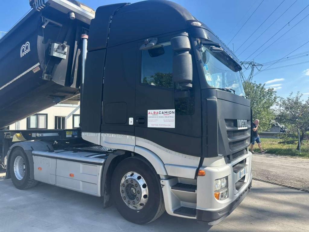 Iveco Stralis 500 Photo 2