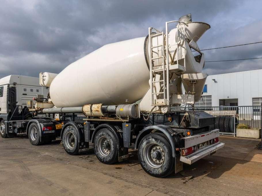 Renders BETON MIXER 12M3 + MOTOR (MALAXEUR/MISCHER) Photo 6