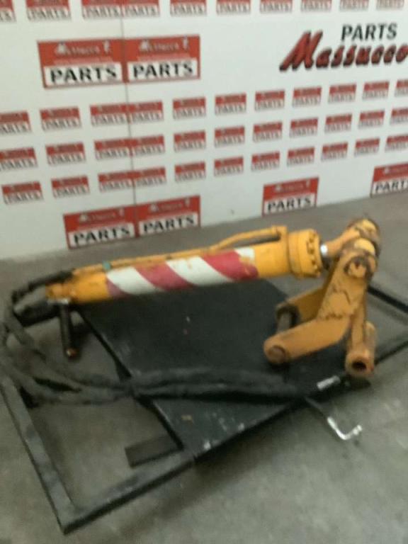 Bucket return cylinder for Bertani Photo 1